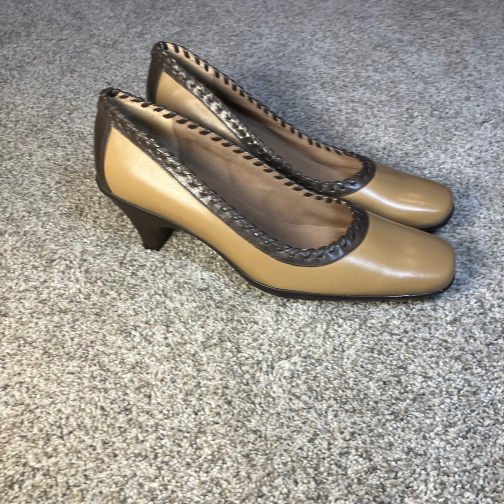 Bellini Womens Tan Brown Whipstitch Square‎ Toe Kitten Heel Pumps Size 7.5M EUC